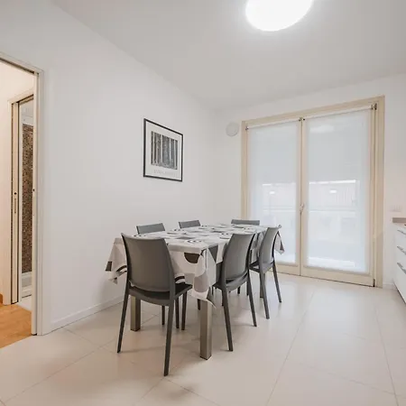 Davide Flat - 15 Min From Venice & Free Parking 米拉