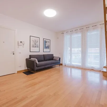 Davide Flat - 15 Min From Venice & Free Parking Apartmán
