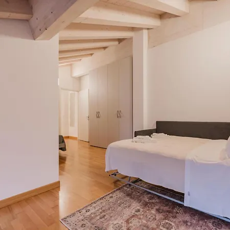 Davide Flat - 15 Min From Venice & Free Parking 公寓 *