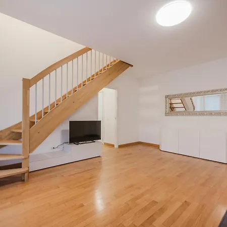 Apartment Davide Flat - 15 Min From Venice & Free Parking