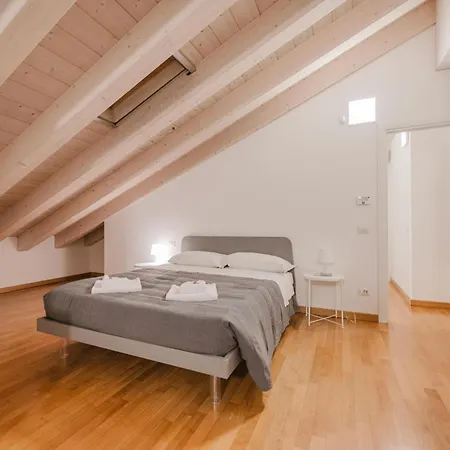 Apartment Davide Flat - 15 Min From Venice & Free Parking